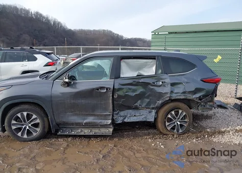 2022 Toyota Highlander Xle from USA, damaged, VIN 5TDGZRBH2NS244202